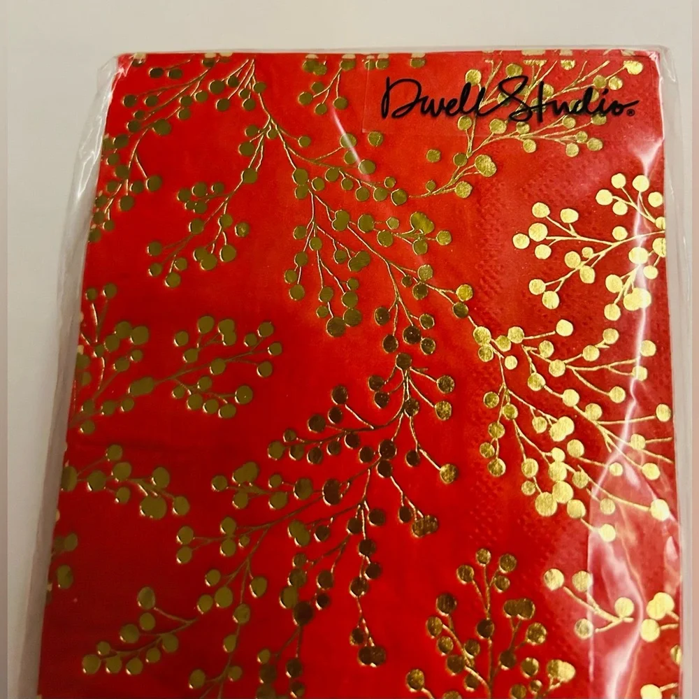 New 32 Guest Towels Red and Gold Foil Flowers Dwell Studios